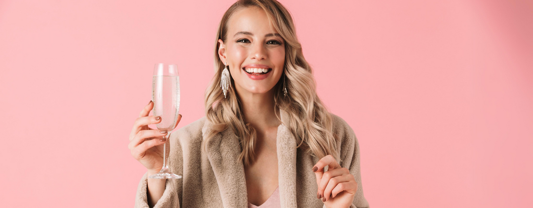 Get Ready for Holiday Kisses & NYE with the Perfect Pout